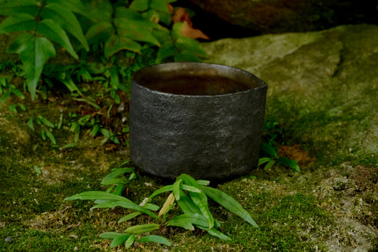 現代作家茶碗 「手捻」/ Artisan tea bowl 'TEBINELI'